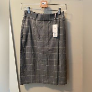 Brand new Uniqlo skirt